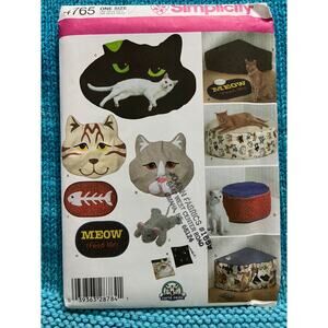 Simplicity 4765 Sewing pattern Cat bed mats catnip mouse